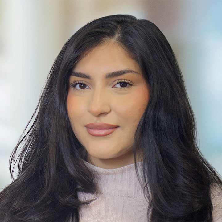 Headshot of Sania Kayani