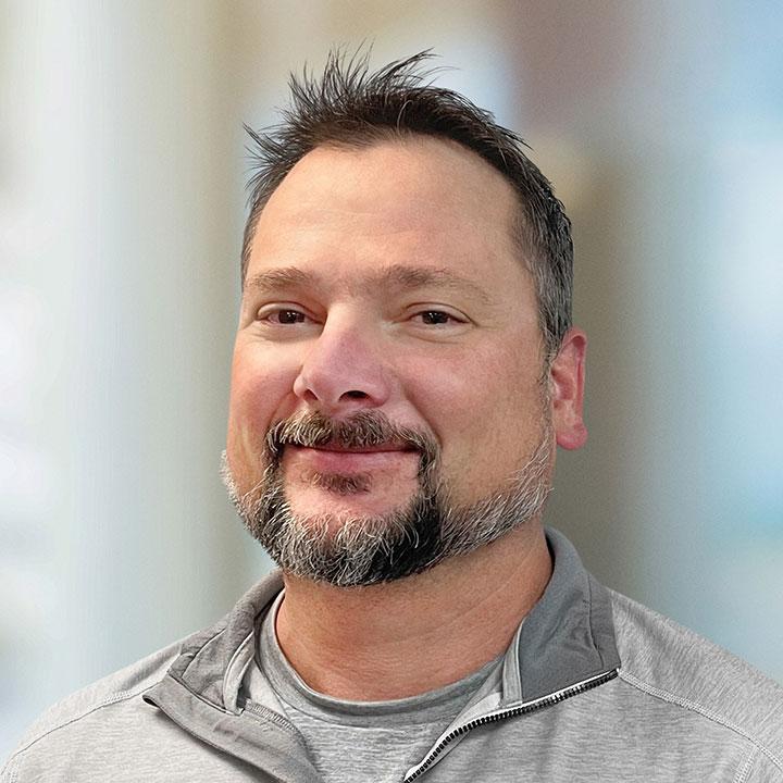 Headshot of Aaron Schroeder