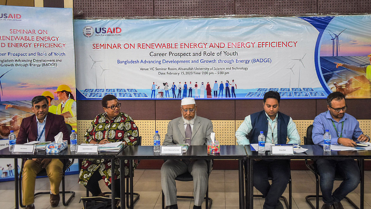 Tetra Tech and USAID panelists at a seminar on renewable energy and energy efficiency in Bangladesh