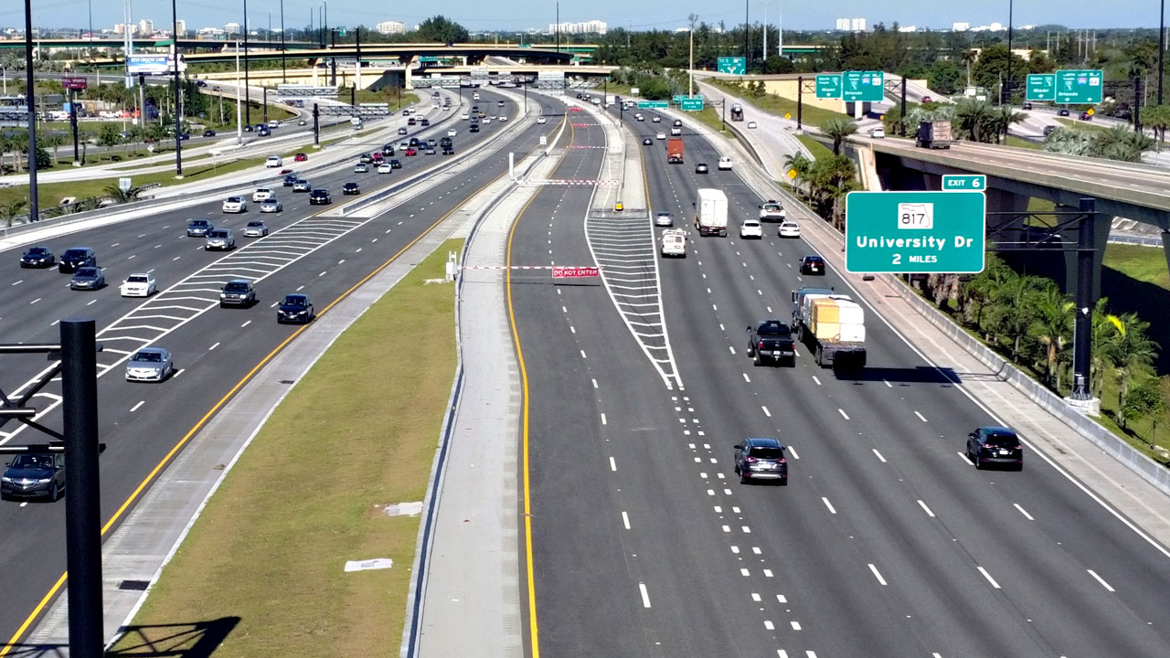 Aerial view of the I-595 Express Concessionaire. Tetra Tech provides ongoing pavement management and life-cycle support