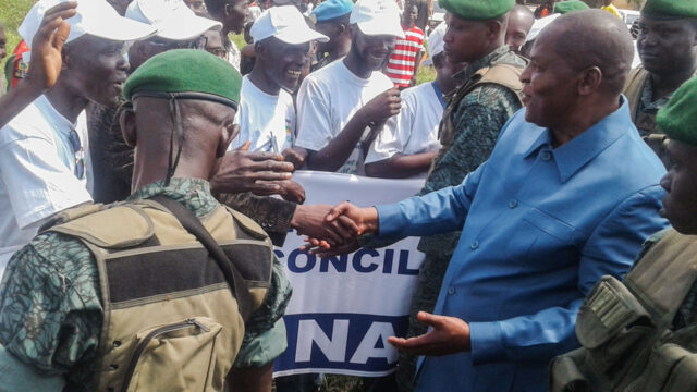 President Faustin Archange Touadera congratulates members of newly formed Peace & Reconciliation Committees in Berberati