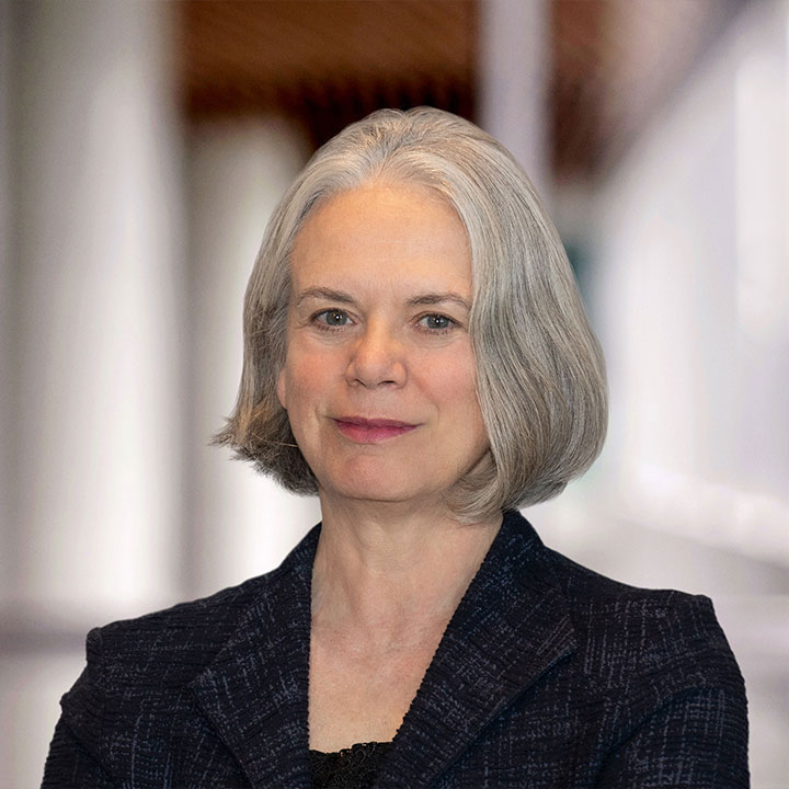 Headshot of Dr. Leslie Shoemaker