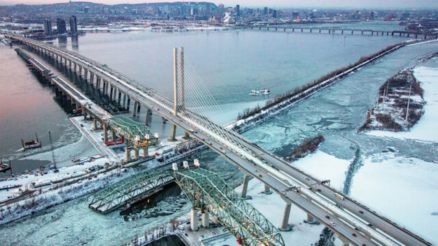 Angled aerial view of the Champlain Bridge on the Seaway during deconstruction