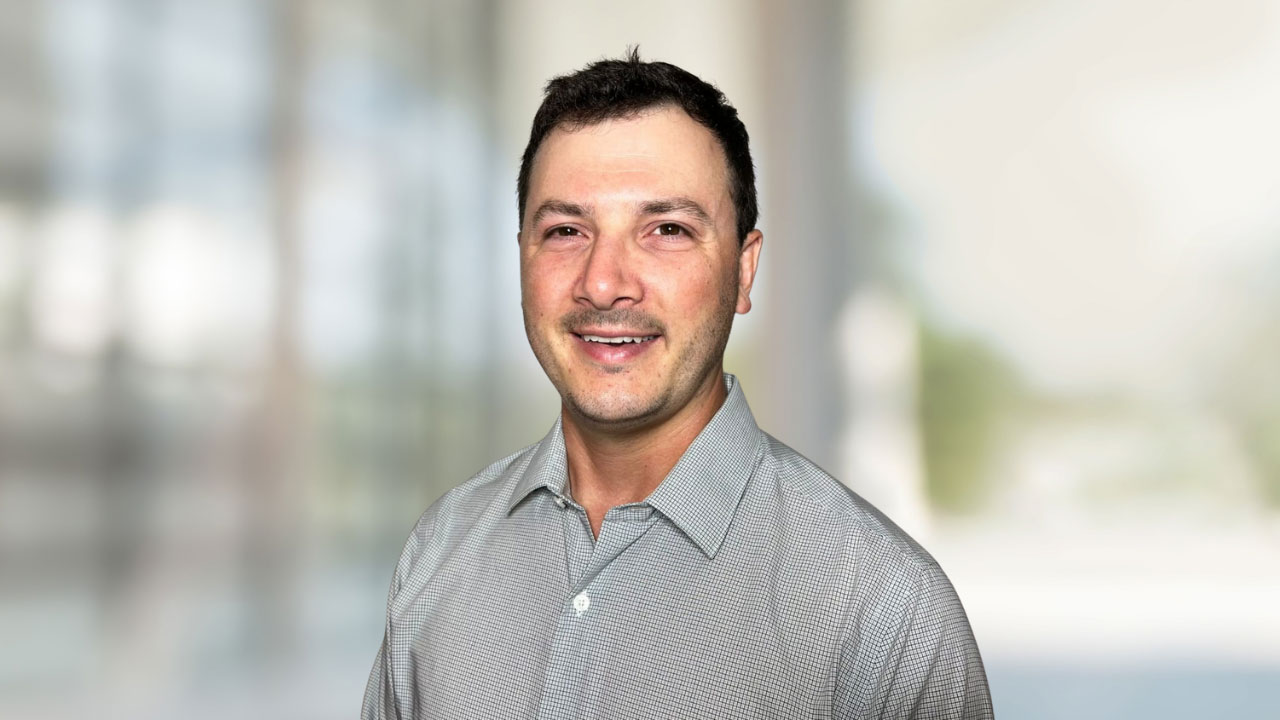 Headshot of Julien Dupas