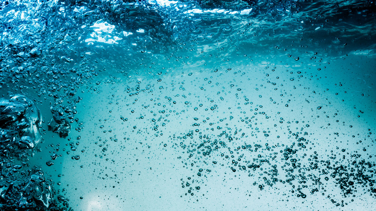 Air bubbles in water