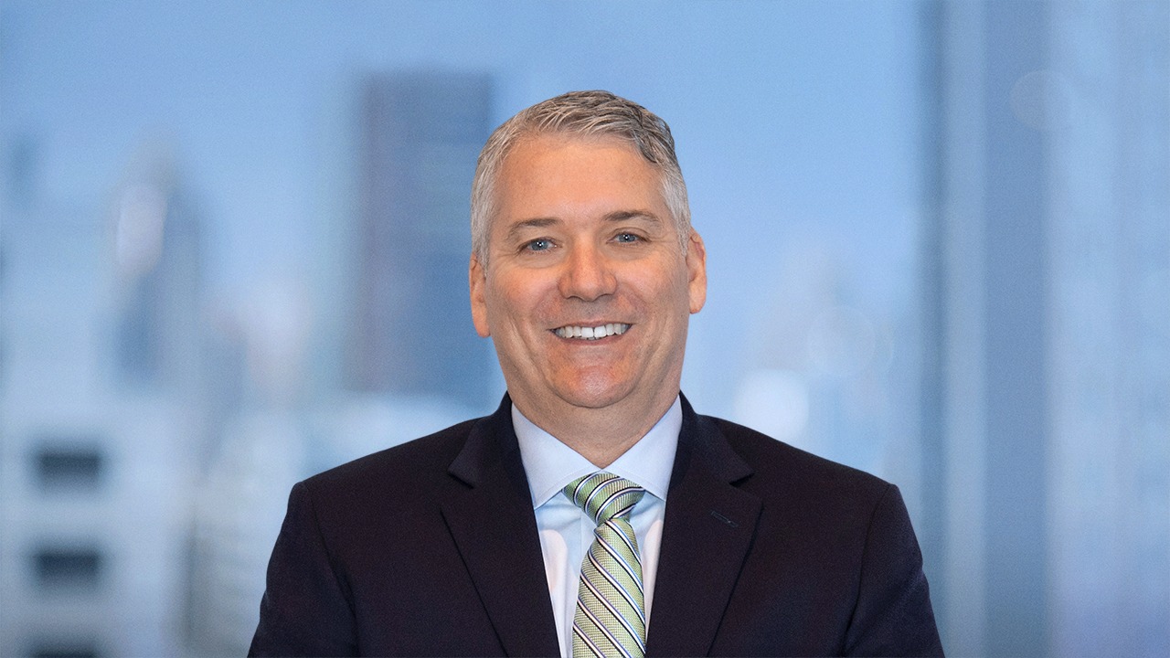 Headshot of Brian Carter