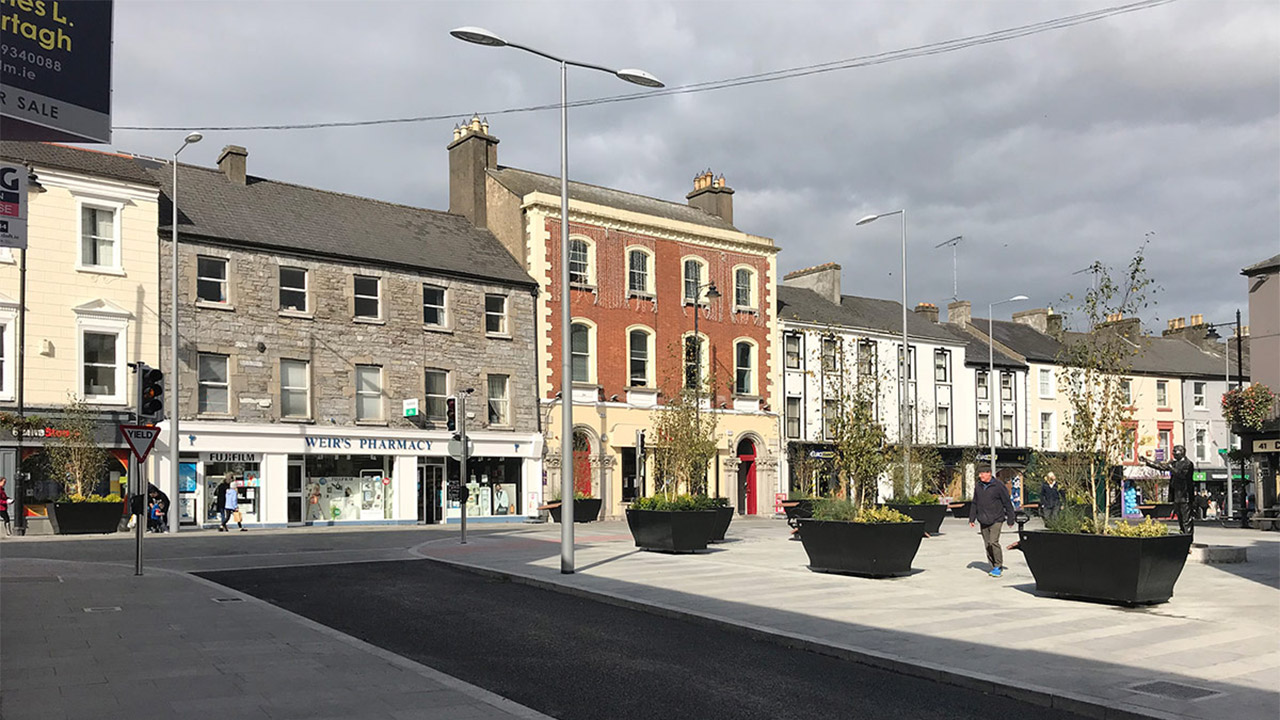 High street buildings in Mullingar Town Centre