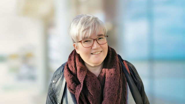 Headshot of Kirsty Childs