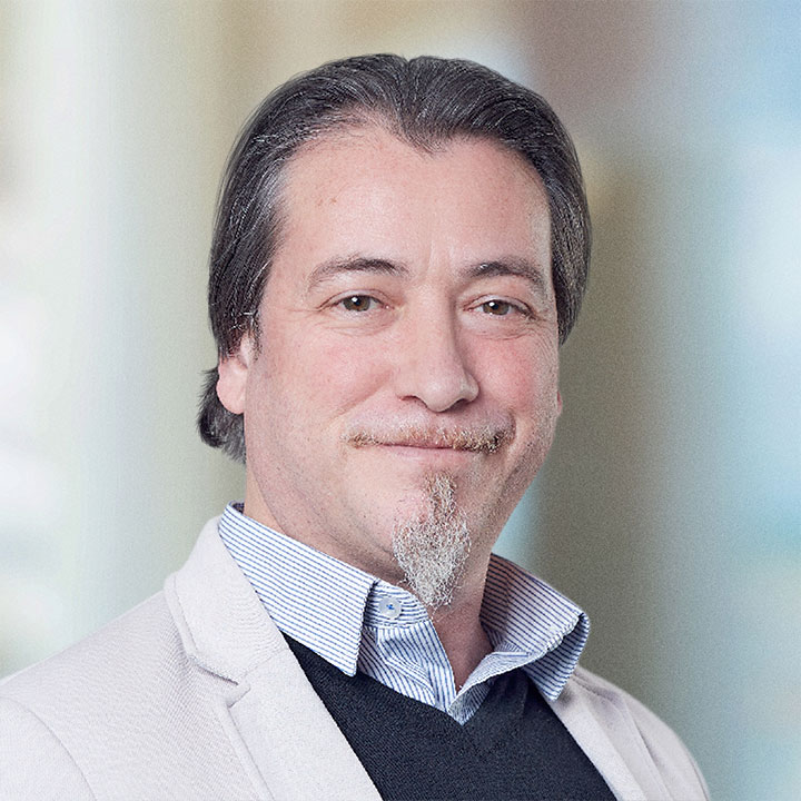 Headshot of Mike Barker