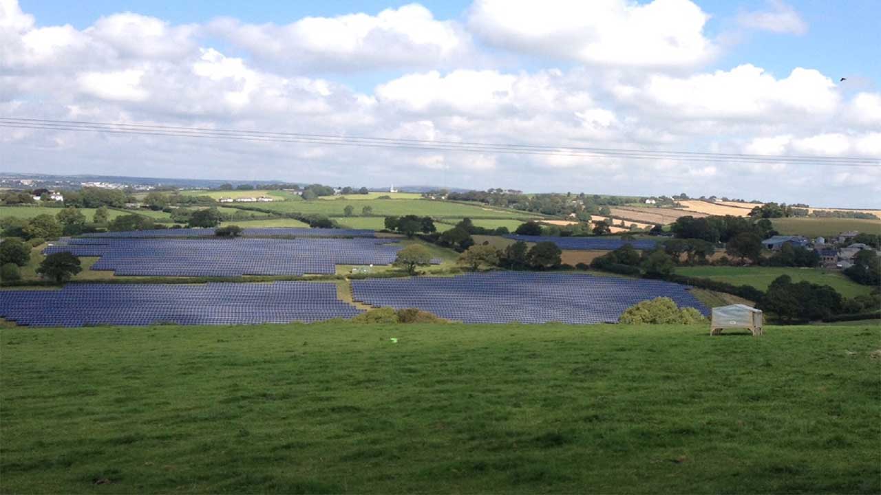 A view of Wauntysswg Farm Solar Park surrounded by fields