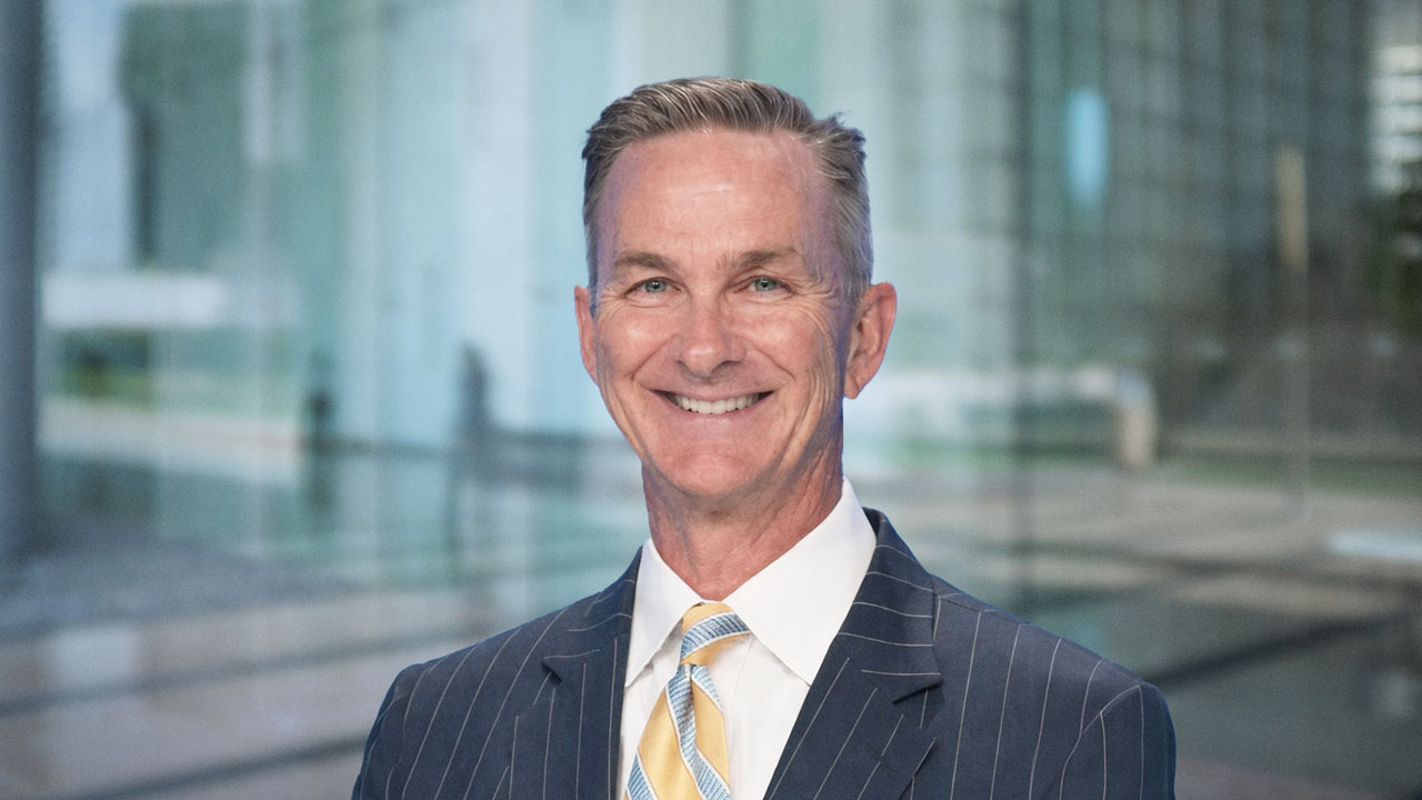 Headshot of Eric W. Thornburg