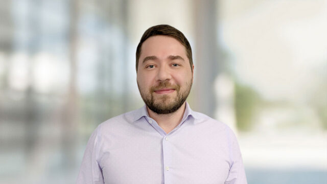 Headshot of Andrei Popa